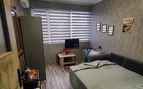 Studio Flat In The Center Of Velikotarnovo,Garibaldi